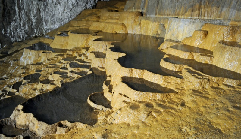 Stopića cave