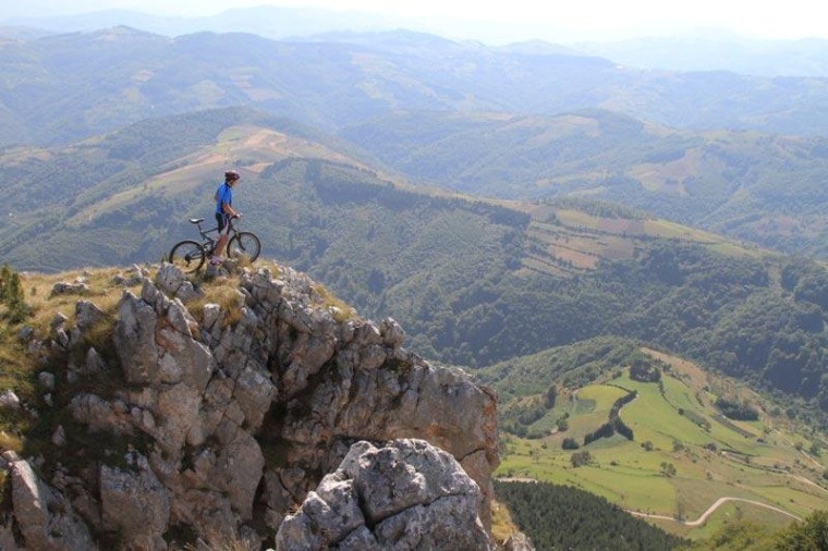 Mountain biking at Mučanj