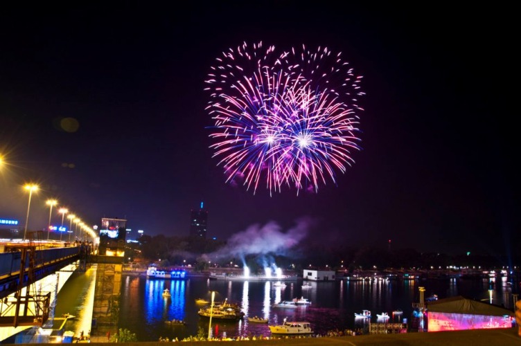 Belgrade Boat Carnival 2012: Splendor at the rivers