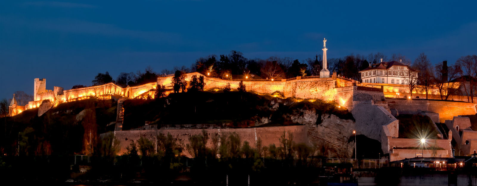 Belgrade fortress: Follow the paths of history 