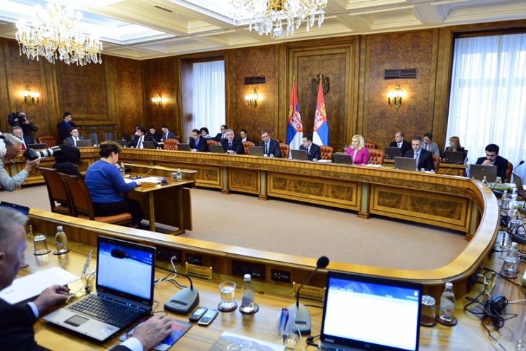 Government adopts 2016 draft budget law