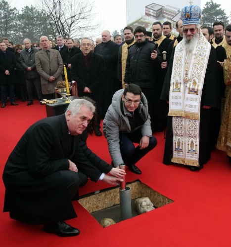 Nikolic lays cornerstone for Centres of Excellence