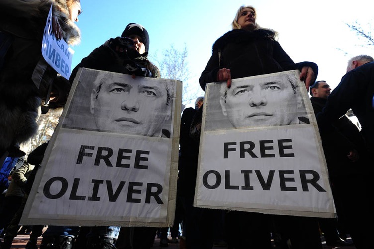 Protest podrške Oliveru Ivanoviću u Kosovskoj Mitrovici