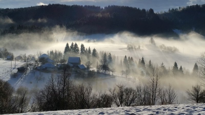 Zlatar, čarobni spoj mirisnih livada i bistrih jezera