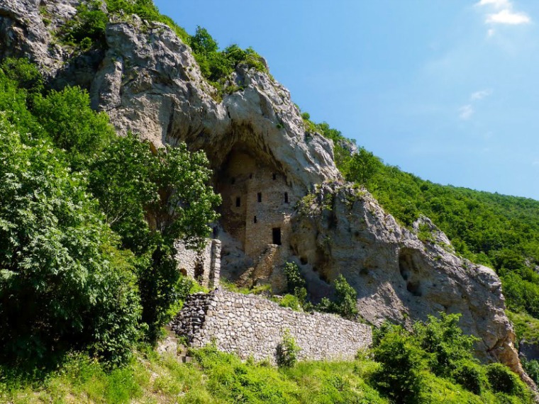 The Blagoveštenje monastery in the Gornjak gorge