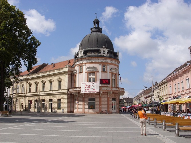 Sremska Mitrovica: Drevni grad Sirmijum i njegov savremeni preporod