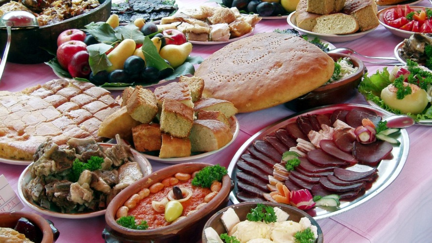 Tradicionalna srpska jela koja morate probati – lokalni vodič