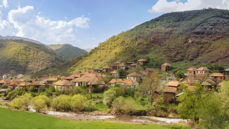 Topli Do: Where Waterfalls Whisper and Time Stands Still