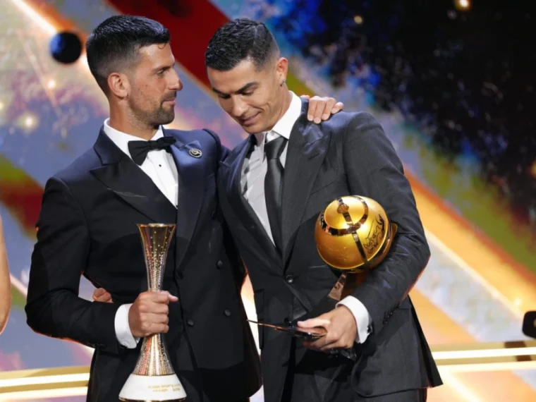 Novak Đokovic Receives Special Globe Soccer Award in Dubai