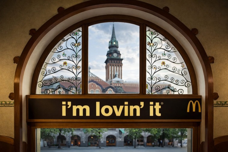Zavirite u najlepši McDonald’s u Evropi