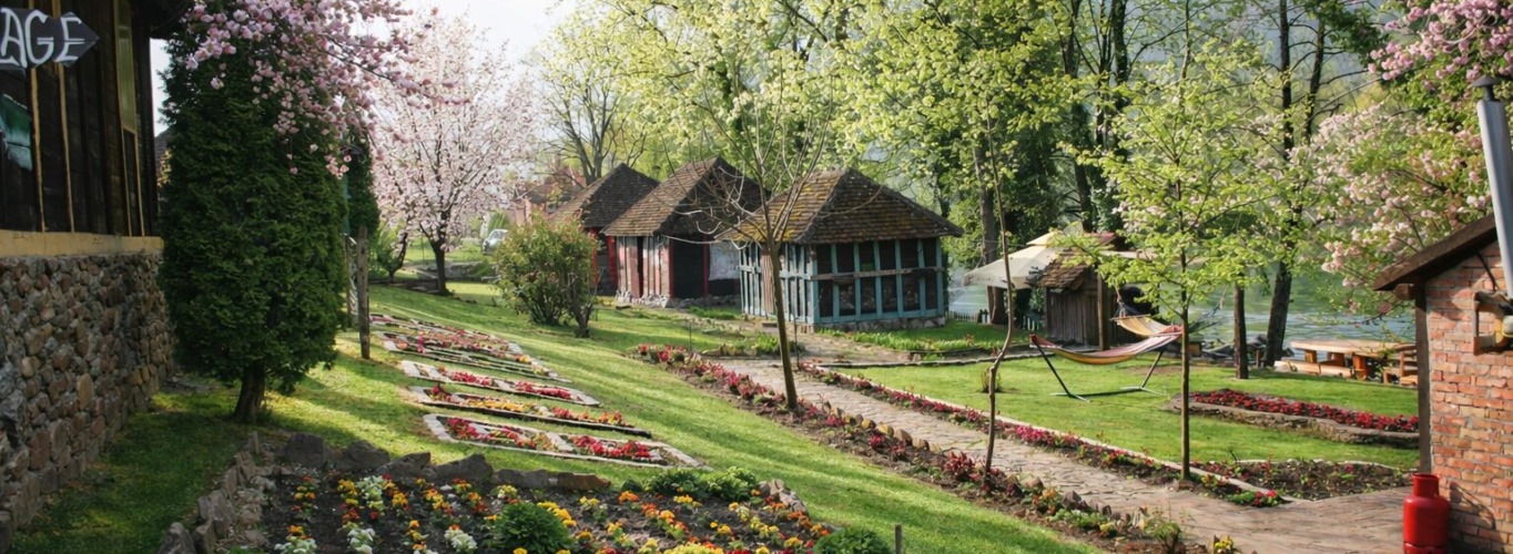 Vrhpolje: Between the Drina and Slow Village Life